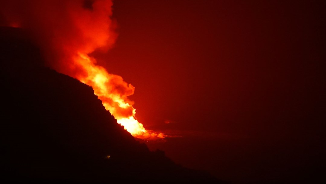 La Palma'da lavlar denize ulaştı - Vimarsana News