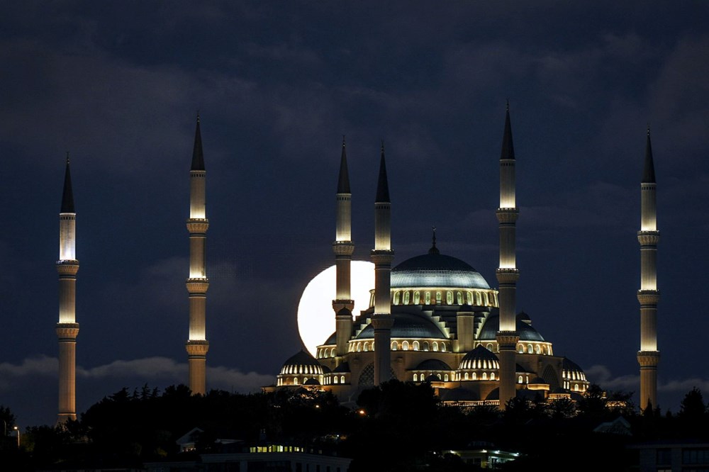 tHqZk6m22UaKjIXpXnXD2Q