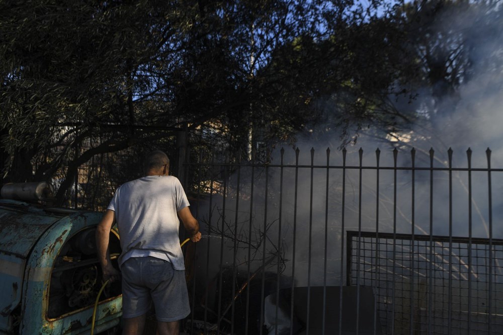 Atina yakınlarında orman yangını büyüdü: Evler hasar gördü, hastane boşaltıldı - 8