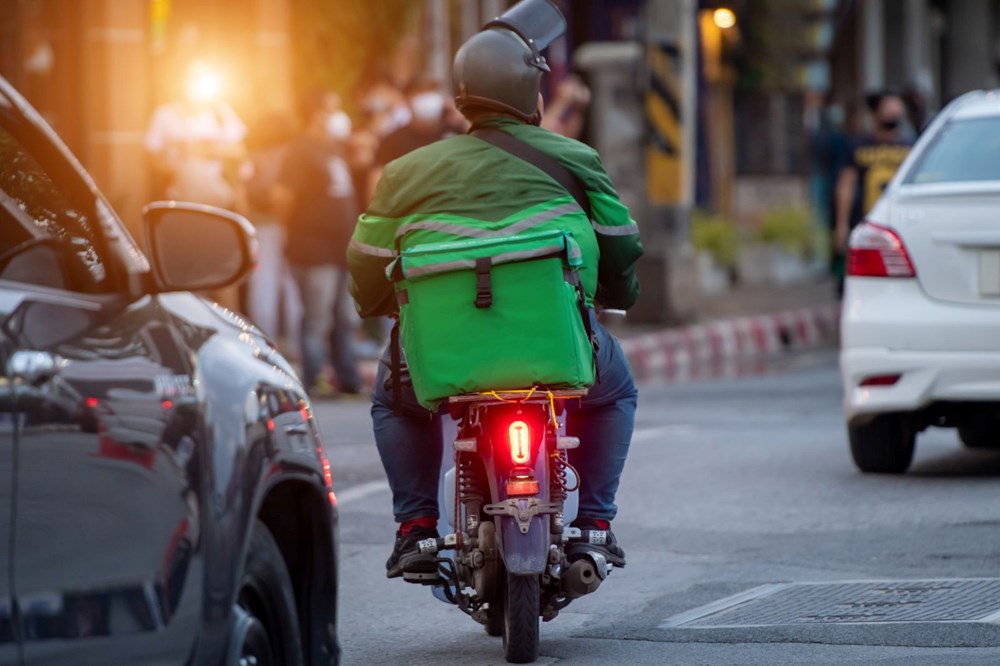 MOTOKURYELER İÇİN YENİ DÜZENLEME YOLDA: EYLEMLER BTK'YI HAREKETE GEÇİRDİ! Motokuryeler için yeni düzenleme yolda: Eylemler BTK'yı harekete geçirdi - 6