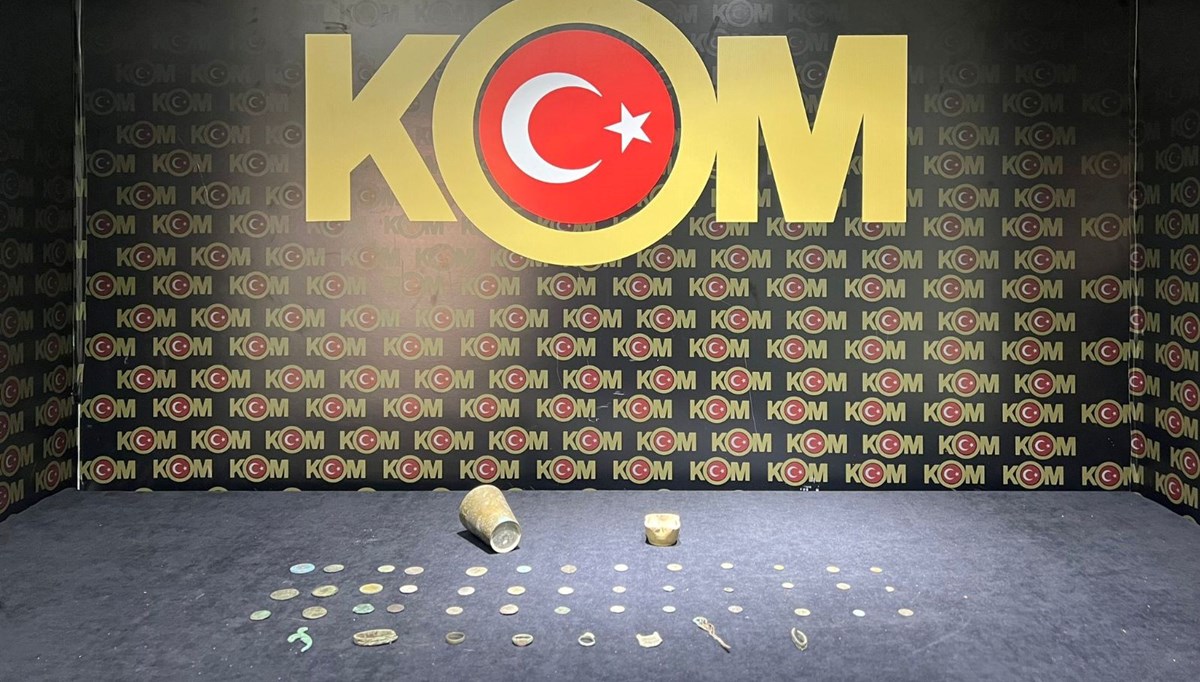 Bizans dönemine ait sikke ve objeler ele geçirildi Bizans dönemine ait sikke ve objeler ele geçirildi