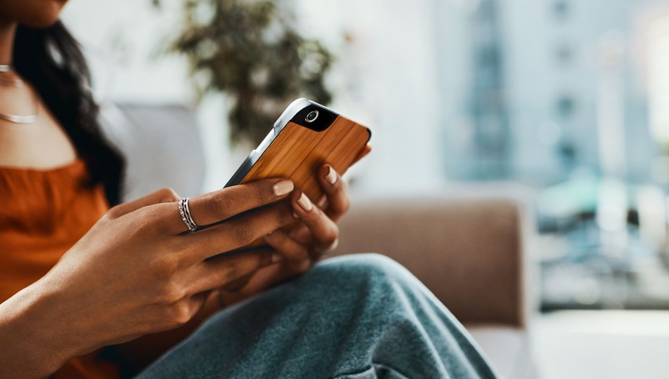 Akıllı telefonlarda geçirilen süre ile kötü ruh sağlığı arasında ilişki yok
