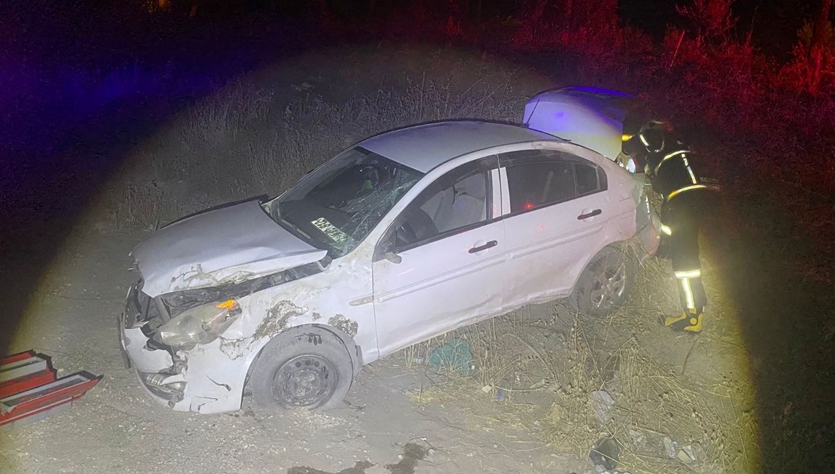 Adıyaman'da otomobil şarampole yuvarlandı