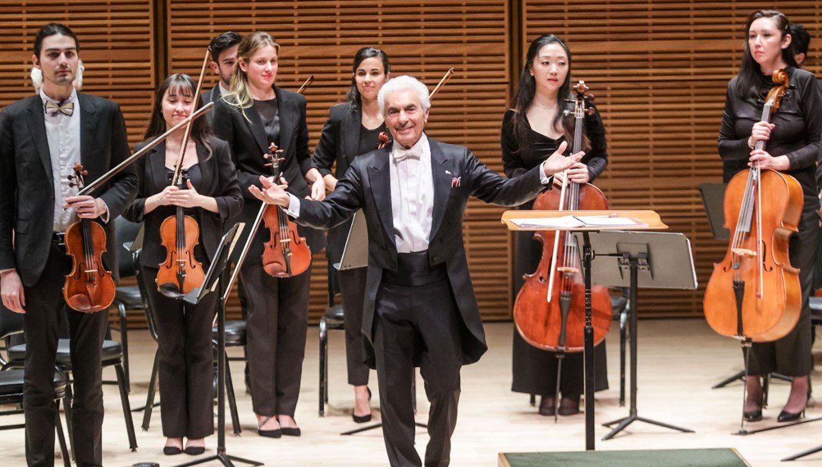 New York'taki Carnegie Hall'da Cumhuriyetin 100. Yılına özel konser New York'taki Carnegie Hall'da Cumhuriyetin 100. Yılına özel konser