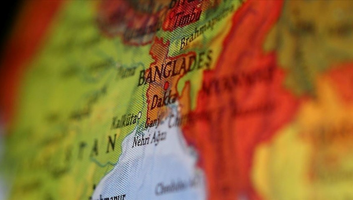 Bangladeş'teki genel seçimde iktidar partisi 298 koltuktan 222'sini kazandı Bangladeş'teki genel seçimde iktidar partisi 298 koltuktan 222'sini kazandı