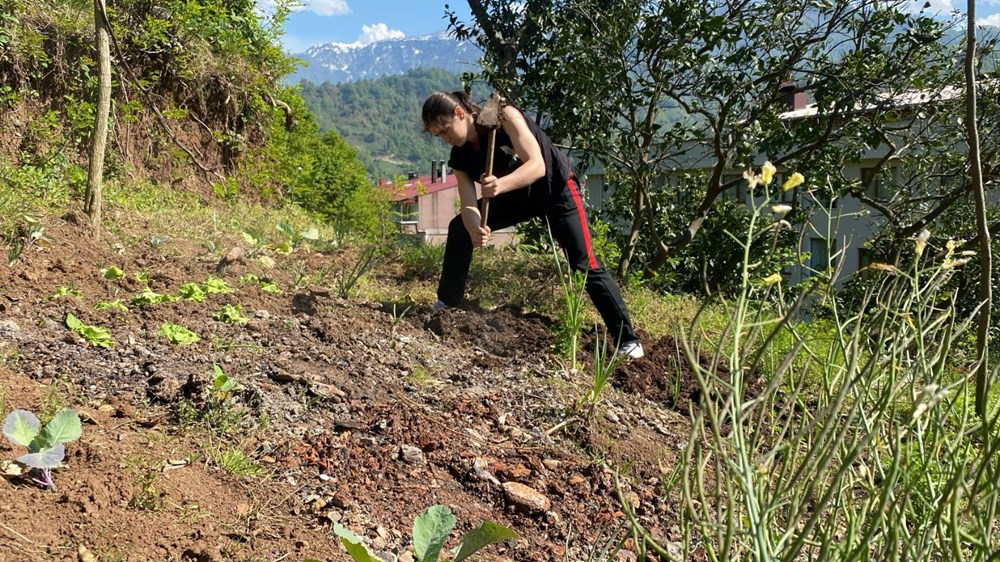 Çay bahçesinden Dünya Şampiyonası'na: Artvinli Nisa Gül'ün maksadı Japonya 75 tMhgGC8Fd0W7kndTrtkCBQ