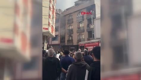 İstanbul'da 4 katlı binada yangın: Alevlere müdahale sürüyor