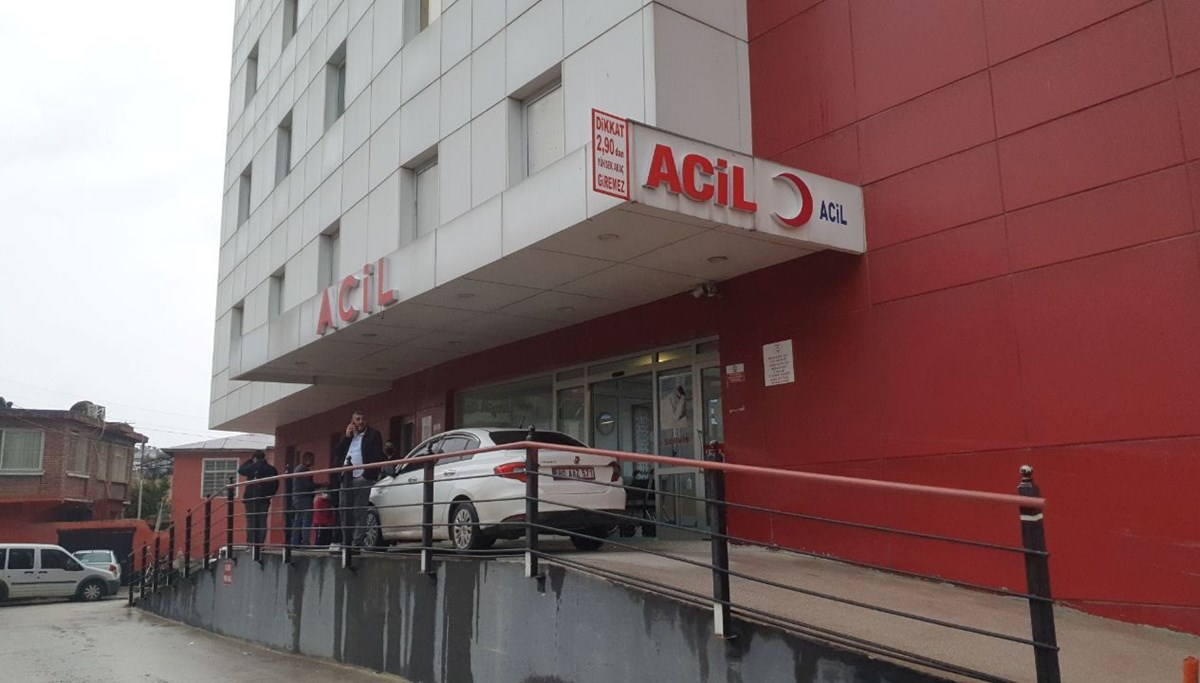 Sınıfta sıkılan biber gazından etkilenen 6 öğrenci hastaneye kaldırıldı