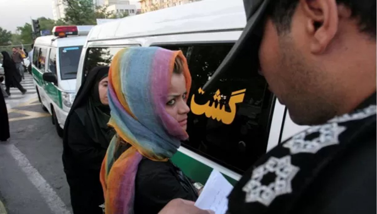Mahsa Amini'nin ölümünün 40. gününde Tahran'ın birçok bölgesinde gösteriler düzenlendi
