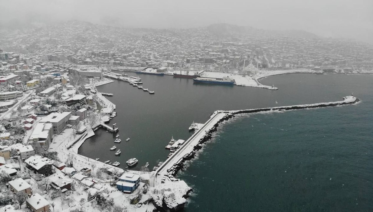 Bugün okullar tatil mi? Kar hız kesmedi, birçok kentte kar tatili ilan edildi (24 Şubat Pazartesi okulların tatil edildiği iller)