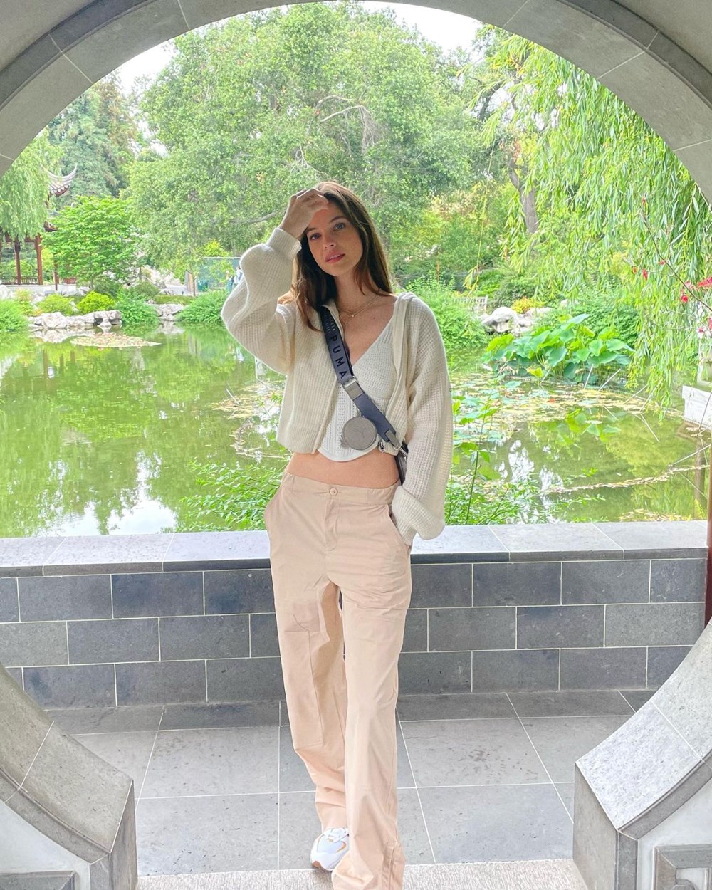 Yaz ruhunu yansıtan kombinler: Beyaz başrolde - 12