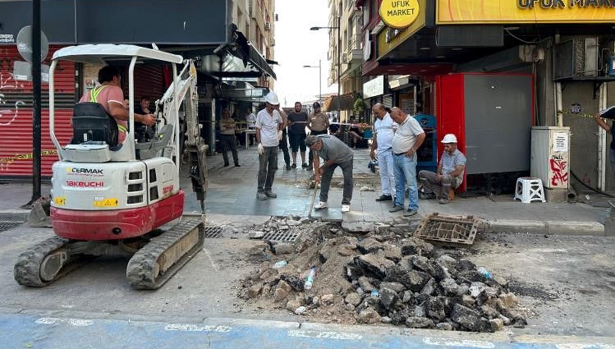 İzmir'de 2 kişiyi öldüren elektrik kaçağı nasıl oldu? | Belediye ve dağıtım şirketinden açıklama İzmir'de 2 kişiyi öldüren elektrik kaçağı nasıl oldu? | Belediye ve dağıtım şirketinden açıklama
