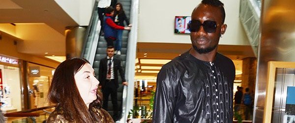 Mbaye Diagne'nin geleneksel kıyafeti