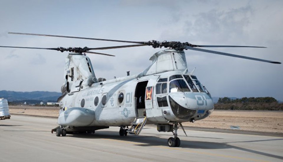 Birleşik Arap Emirlikleri'ne 16 adet Chinook askeri helikopteri verdi. 