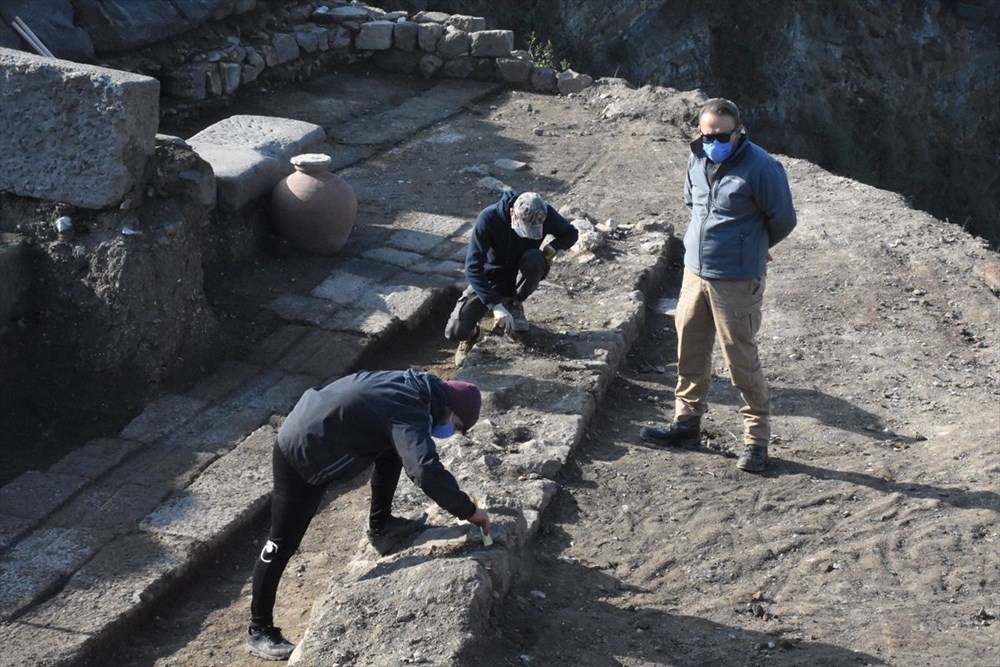 Tieion Antik Kenti'nde Friglere ait yazılar ile Dor başlıkları ortaya çıkarıldı - 6