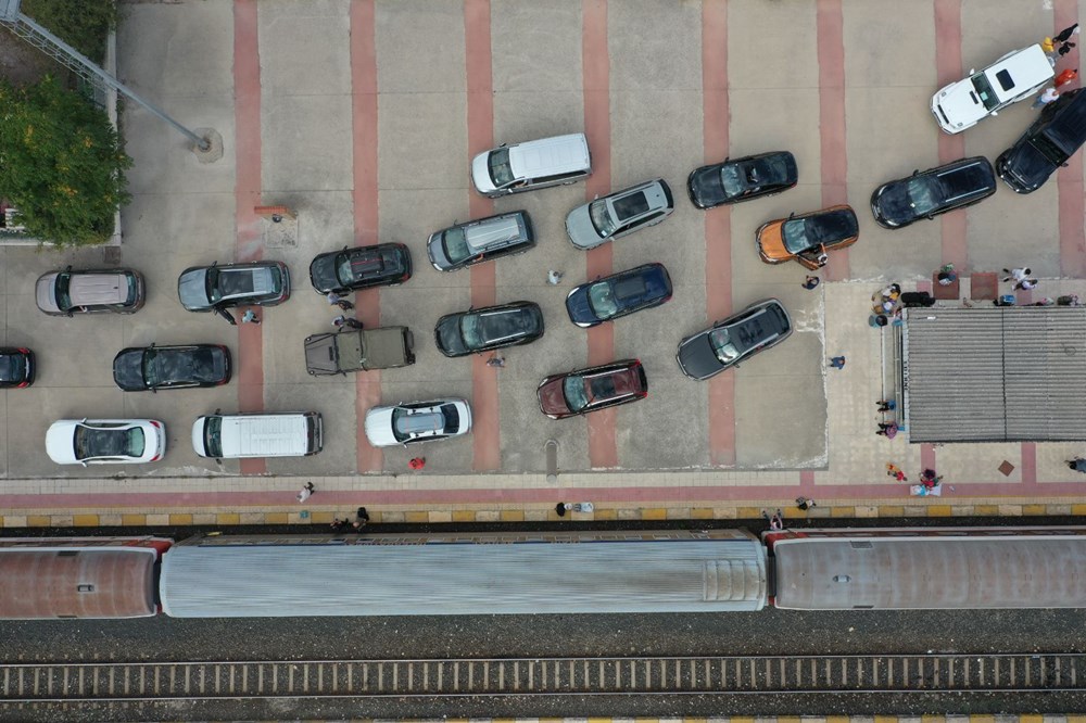 Gurbetçiler arabalı trenle dönüyor | Edirne’den Avusturya’ya 35 saatlik yolculuk - 2