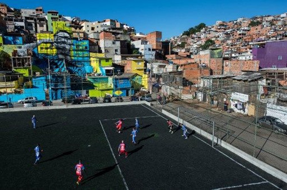 Dünyanın en ilginç futbol sahaları - 7