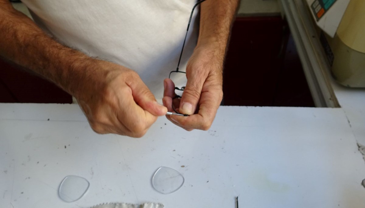 10 yaşında bu işe başladı: Teknolojiye rağmen geleneksek yöntemle mesleğe yön veriyor