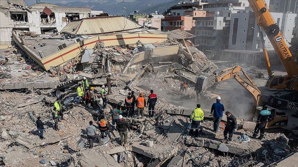 Hacettepe'den deprem raporu: Elle bile ufalanır - 7