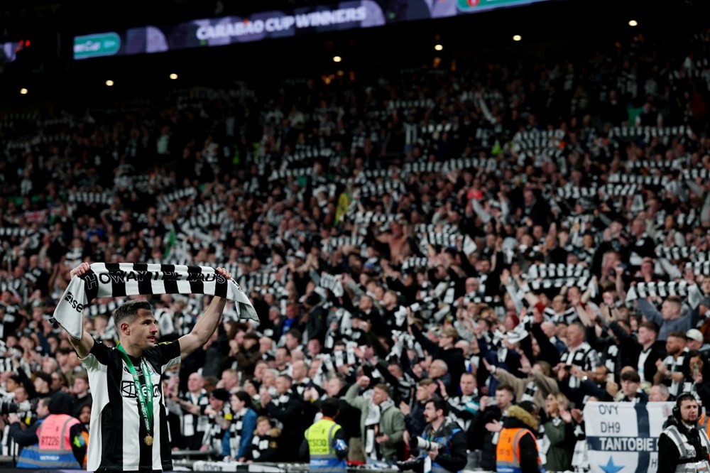 70 Yıllık Hasret Bitti: Şampiyonluk Coşkusu Sokakları Titretti 76 t WsYrR 4US9gO1b9nNg7A