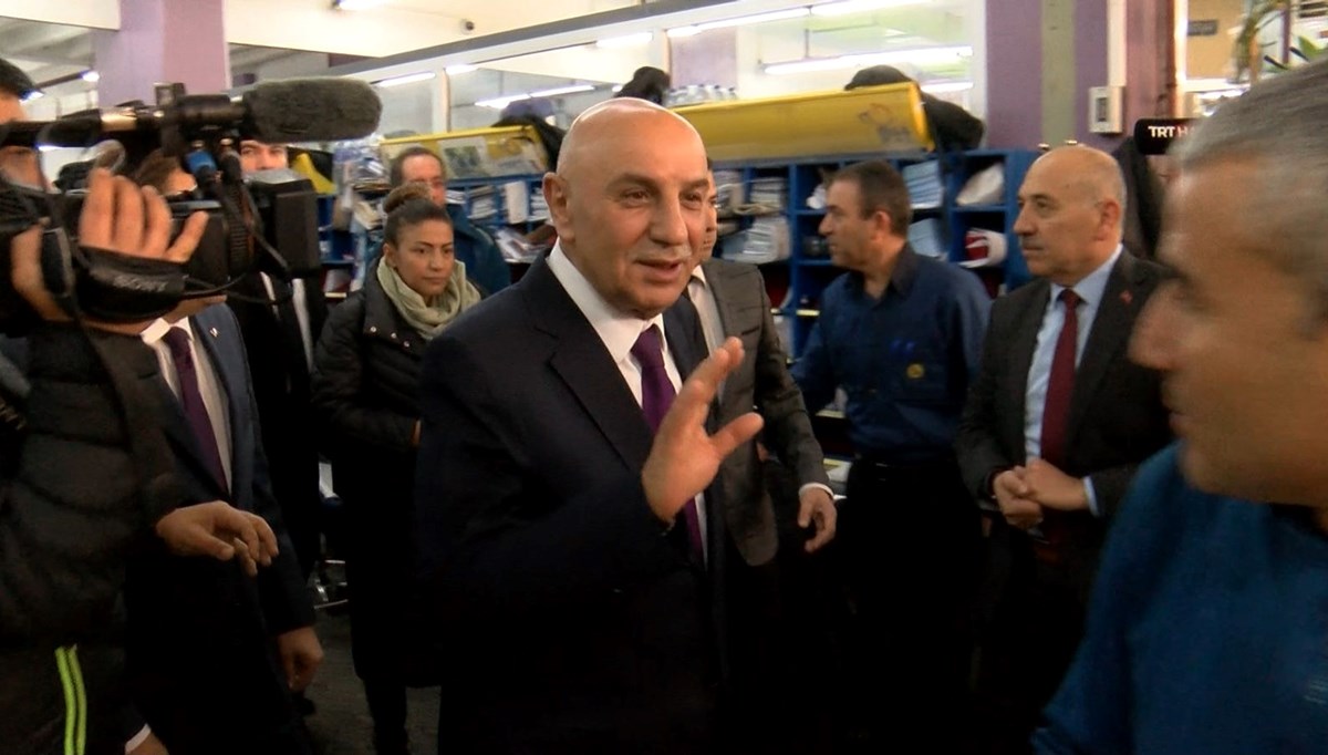 Turgut Altınok: PTT çalışanlarına otobüs ücretsiz olacak Turgut Altınok: PTT çalışanlarına otobüs ücretsiz olacak