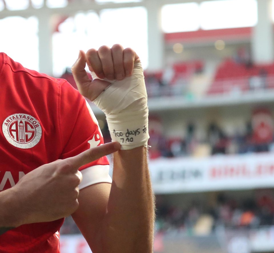Antalyaspor'un İsrailli futbolcusu Jehezkel Türkiye'den ayrıldı - 1