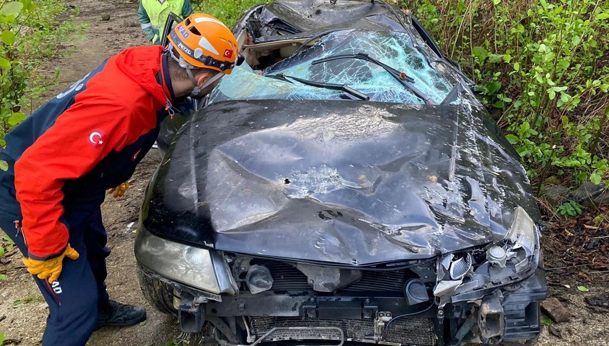 Rize'de otomobil takla attı: 2 ölü, 3 yaralı