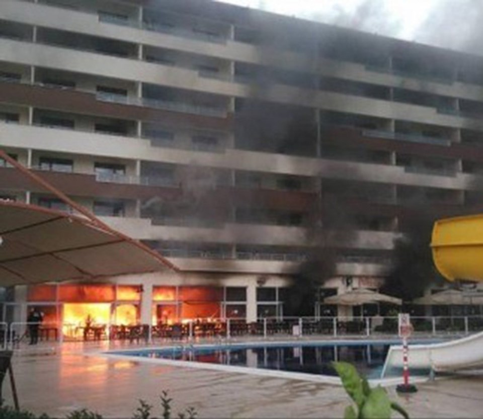 Hatay'da termal otelde yangın - 2