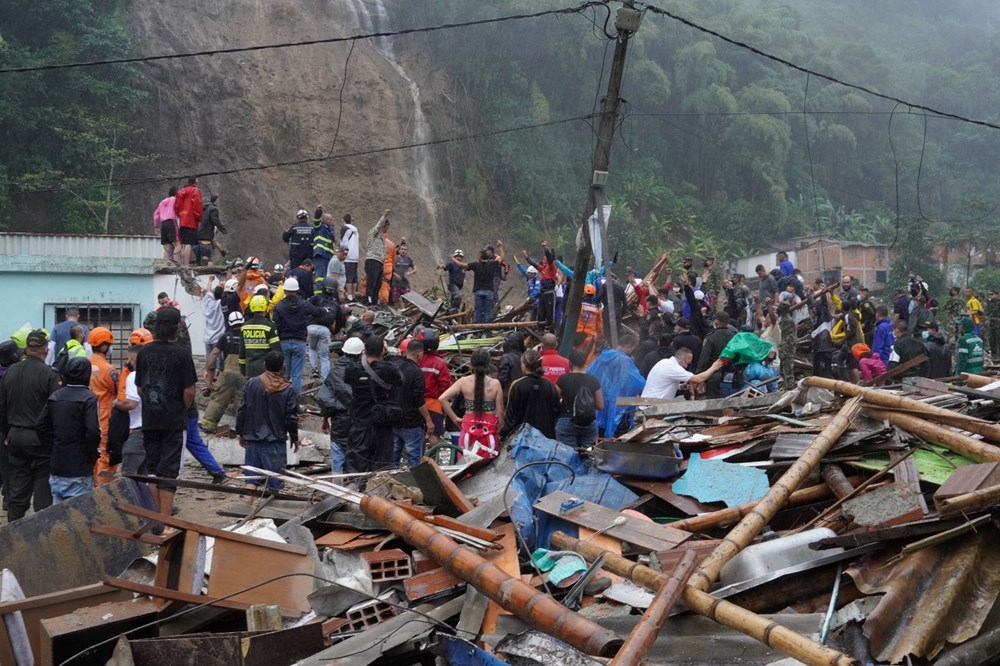 Kolombiya'da toprak kayması sonucu 14 kişi öldü - 15