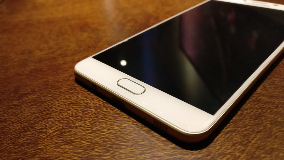 Samsung&nbsp;Galaxy&nbsp;C9 Pro