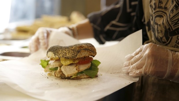 Bagel’in fizikle ilgisi ne?