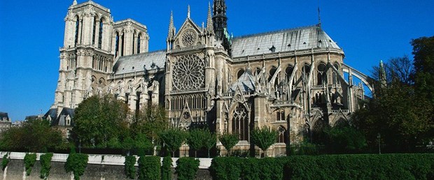 Notre Dame Katedrali.jpg
