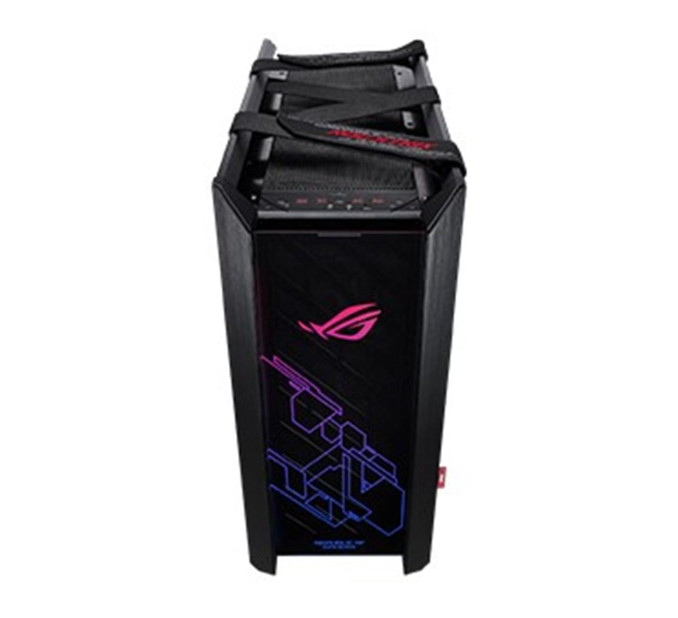 4 mm kalınlığında üç adet isli ve temperlenmiş cam panel, fırçalanmış ve işlenmiş alüminyum çerçeve ve ön panelde Aura Sync RGB aydınlatmayla donatıldı.