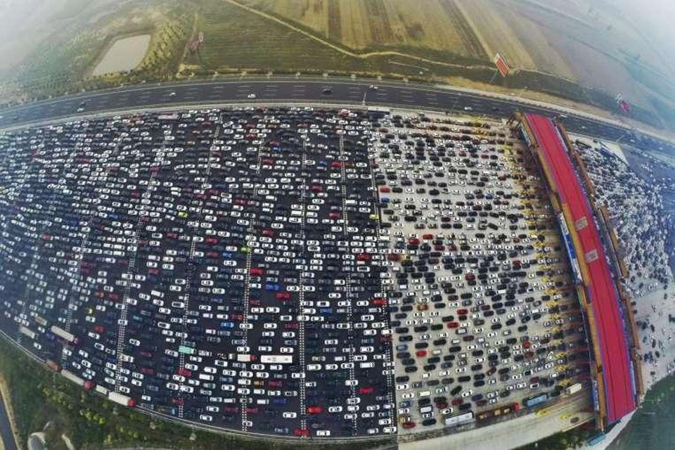 dunyanin-en-uzun-trafik-sikisikligi-kac-gun-surdu,o7Z_kJBsxkiEgdyFPIksMw.jpg