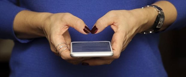telefon.jpg
