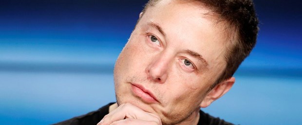 Elon Musk Tesla'dan adam çıkarıyor
