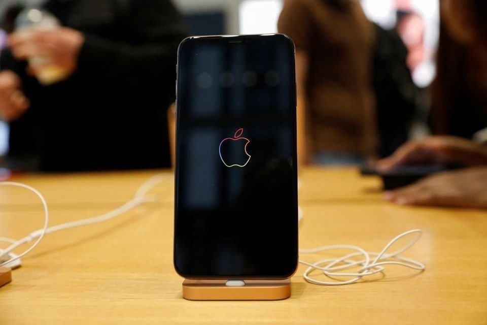 1- iPhone XS