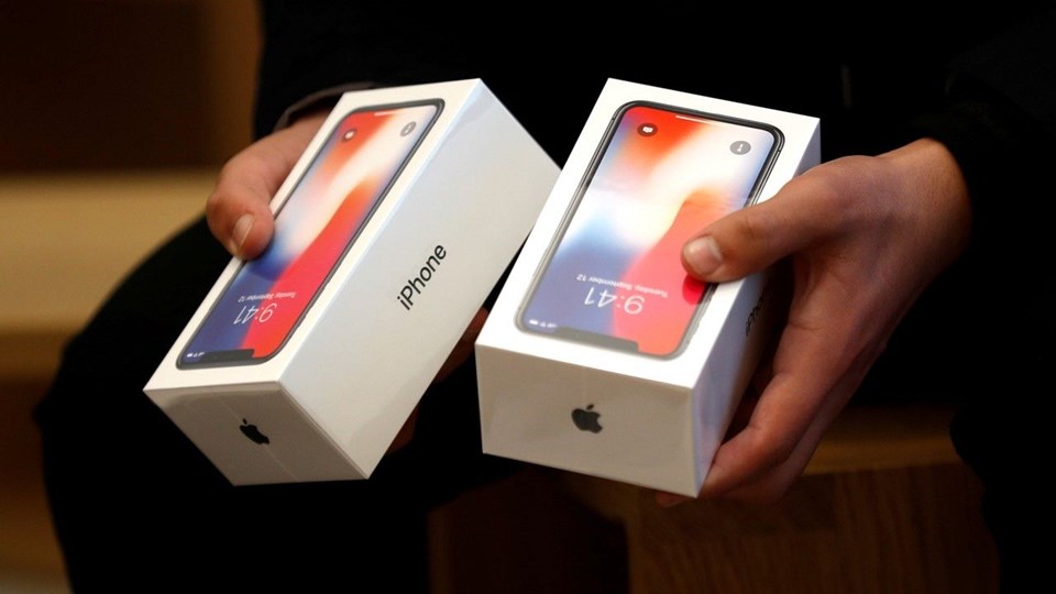 4- iPhone X