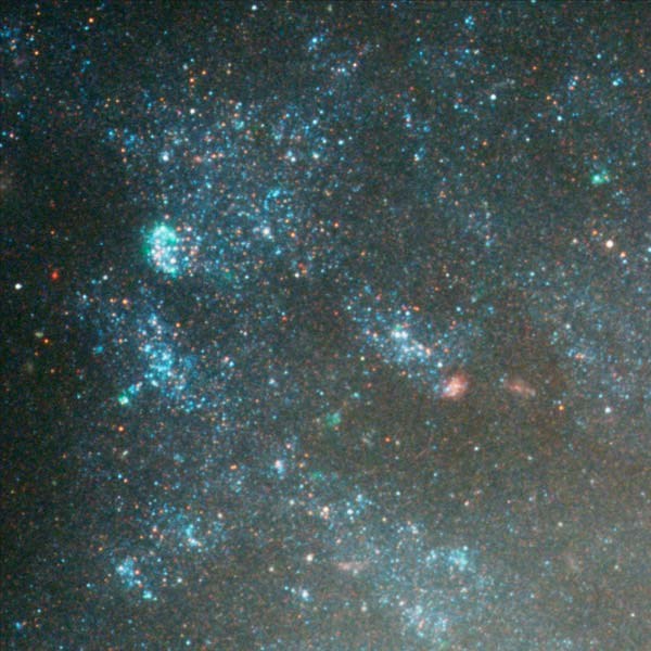 Hubble'dan masal gibi görüntüler