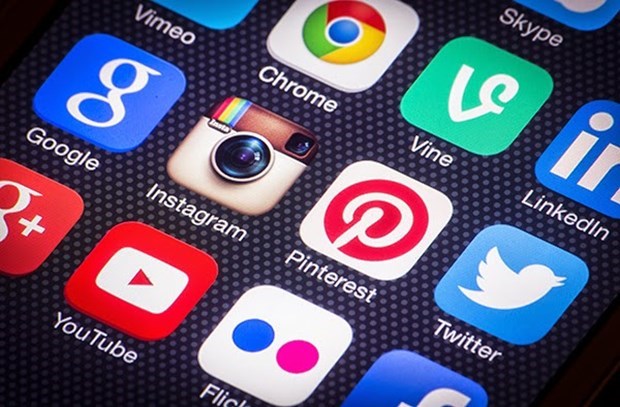 facebook instagram a getirdigi hikaye ozelliginden sonra hikaye ozelligine yeni ozellikler ekledigini duyurdu - instagram !   hikayeler ozelligini duyurdu