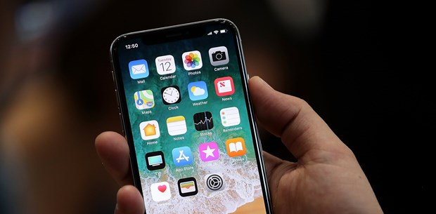 iPhone X 'Samsung'un kalesi'nde 3 dakikada tükendi