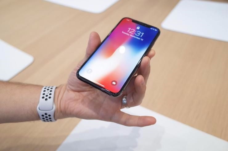 iPhone X