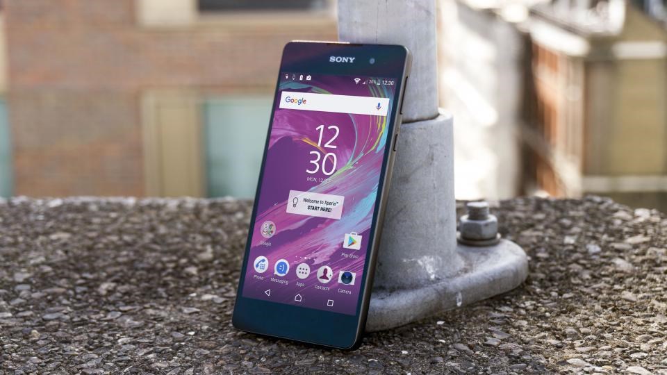 Смартфон sony xperia e5 обзор