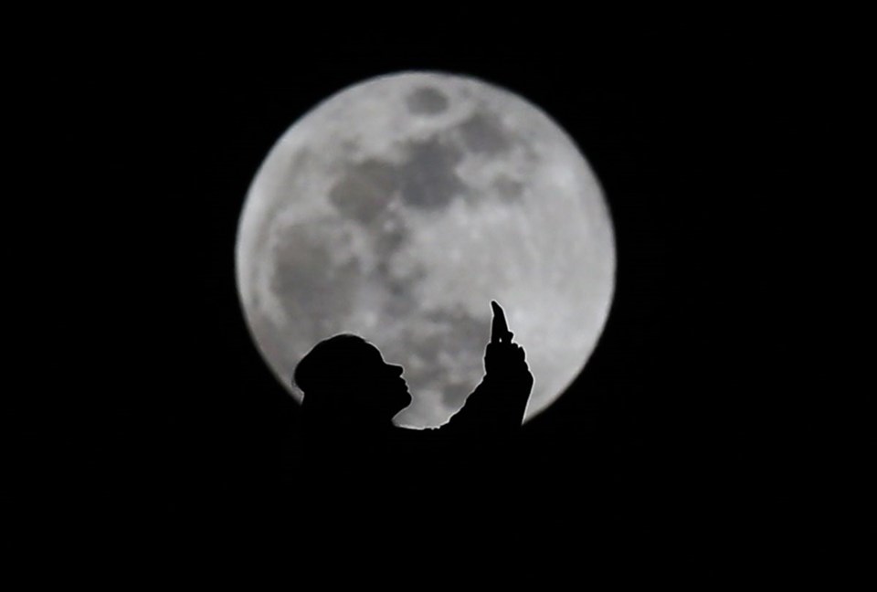 Kanlı Ay Tutulması, dolunay