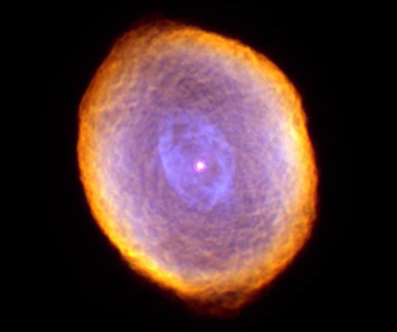 Hubble'dan masal gibi goruntuler