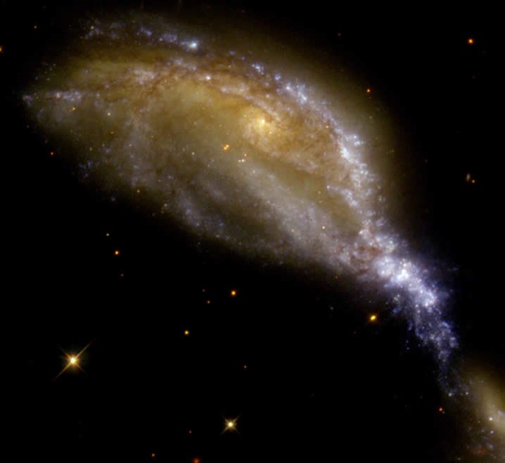 Hubble'dan masal gibi goruntuler