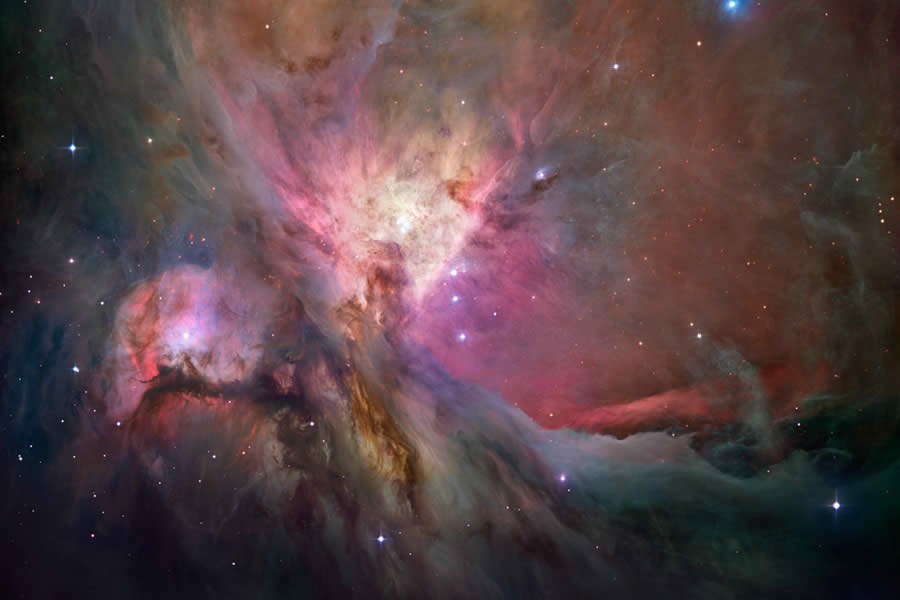 Hubble'dan masal gibi goruntuler