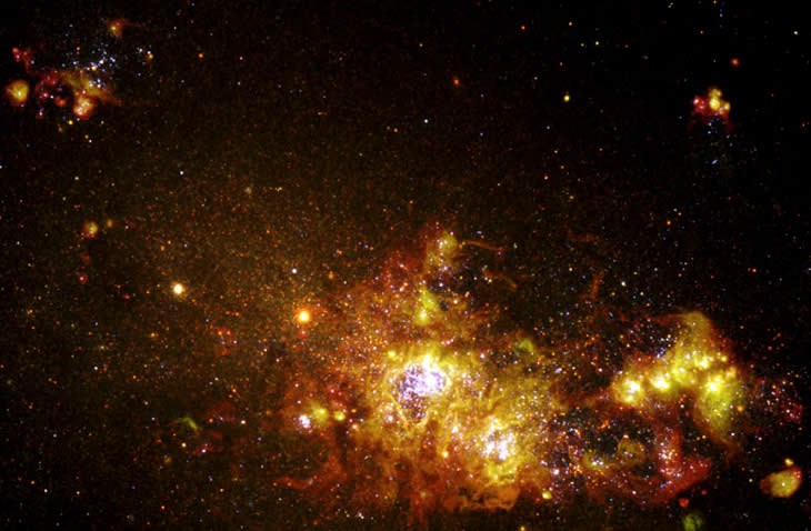 Hubble'dan masal gibi goruntuler