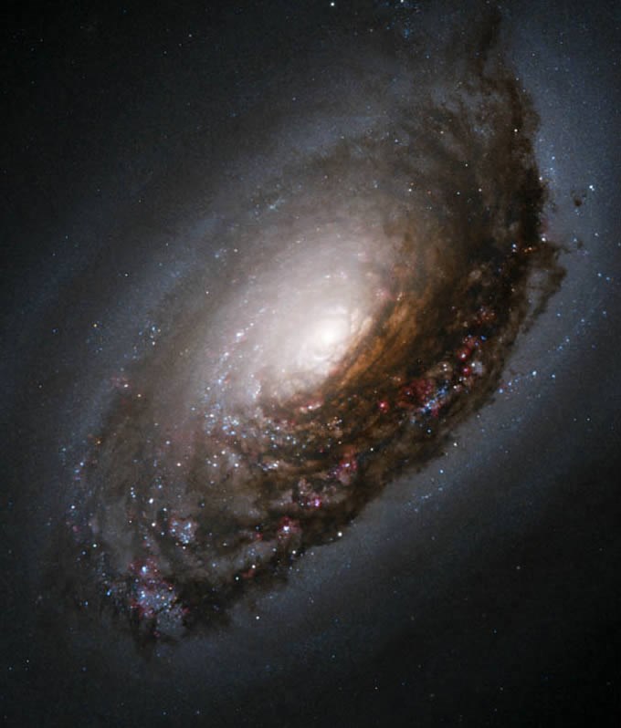 Hubble'dan masal gibi goruntuler