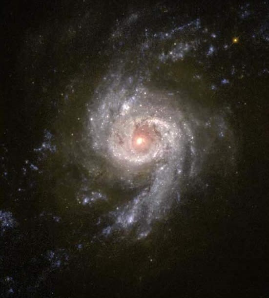 Hubble'dan masal gibi goruntuler